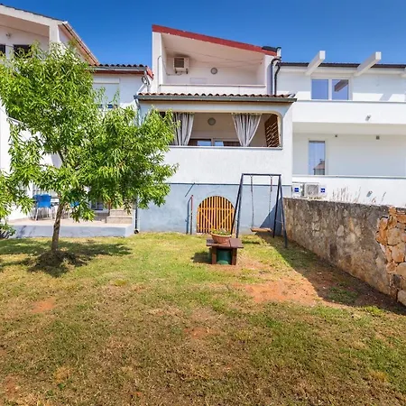 Lora Apartment Pula