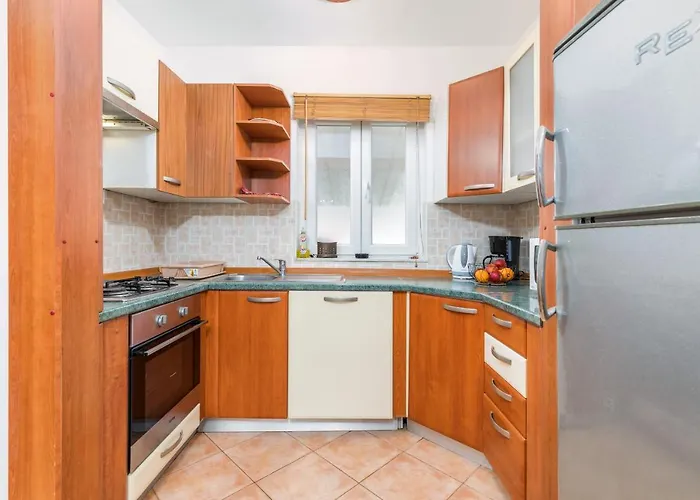 Apartman Lora
